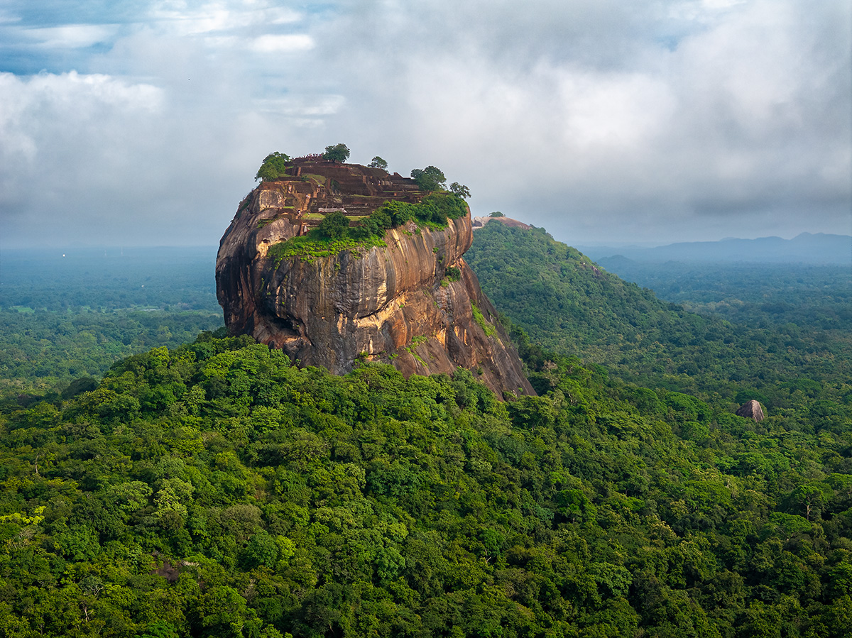 Sri Lanka Travel Guide: Where to Stay, What to See & How to Explore the Island (Slowly)